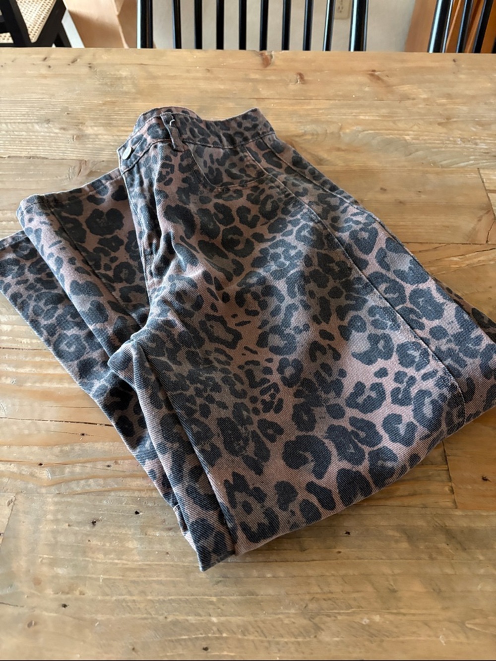 Look a like Free People barrel jeans.